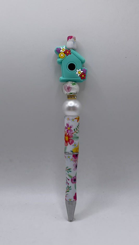 Beaded Pen Bird House